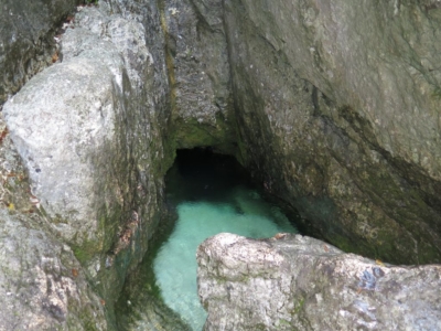 07_izvir_soce_hike_slovenia Pramen Soči