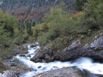 09_izvir_soce_hike_slovenia Pramen Soči